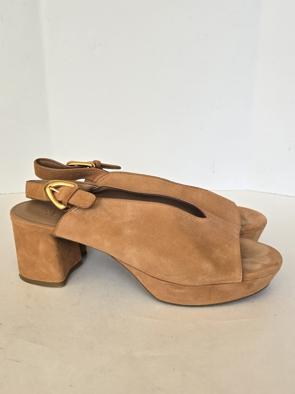 AEROSOLES Tan Suede Slingback Block Heel Platform Sandals
